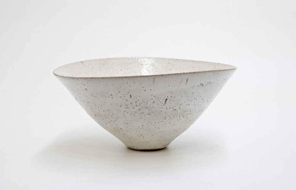 Lucie Rie’s Conical Bowl (1971) which is currently on show at the Fitzwilliam Museum in ‘Being Modern’.